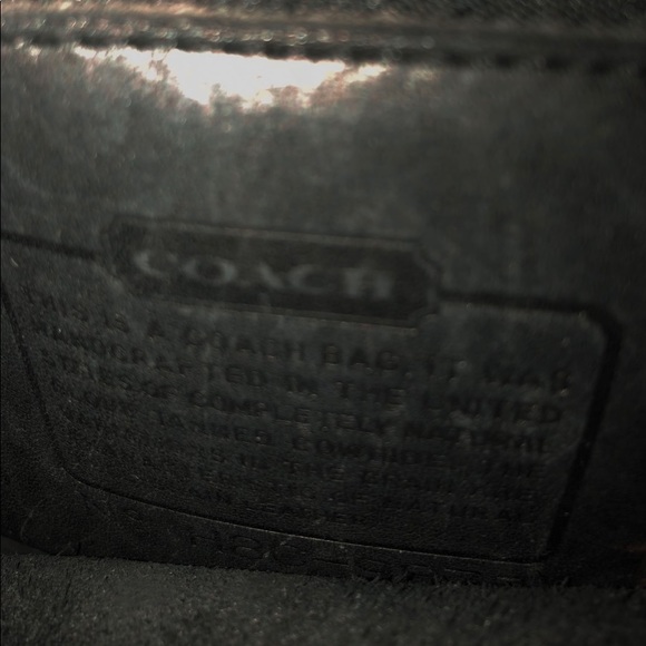 Vintage black Coach purse with silver clasp - Picture 4 of 4